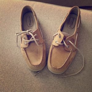 Sperrys!